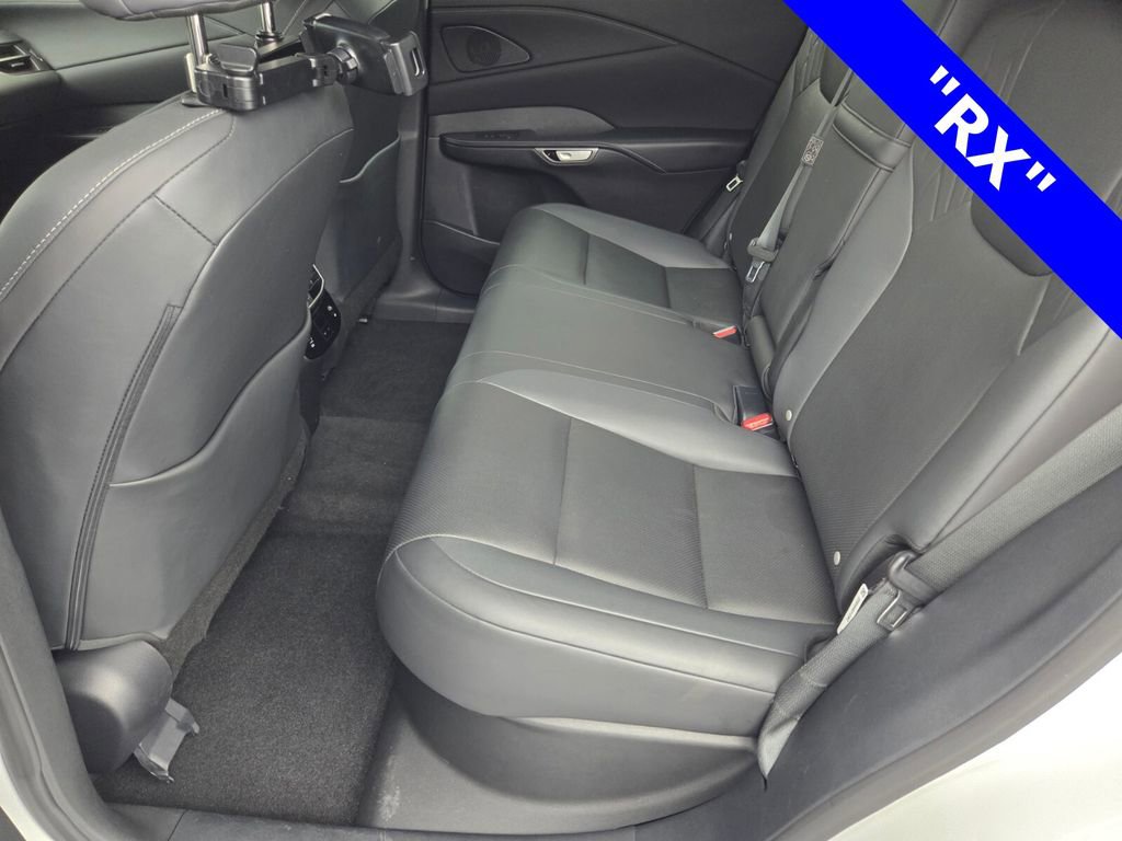 Used 2024 Lexus RX 350 FWD w/ Technology Package image 23