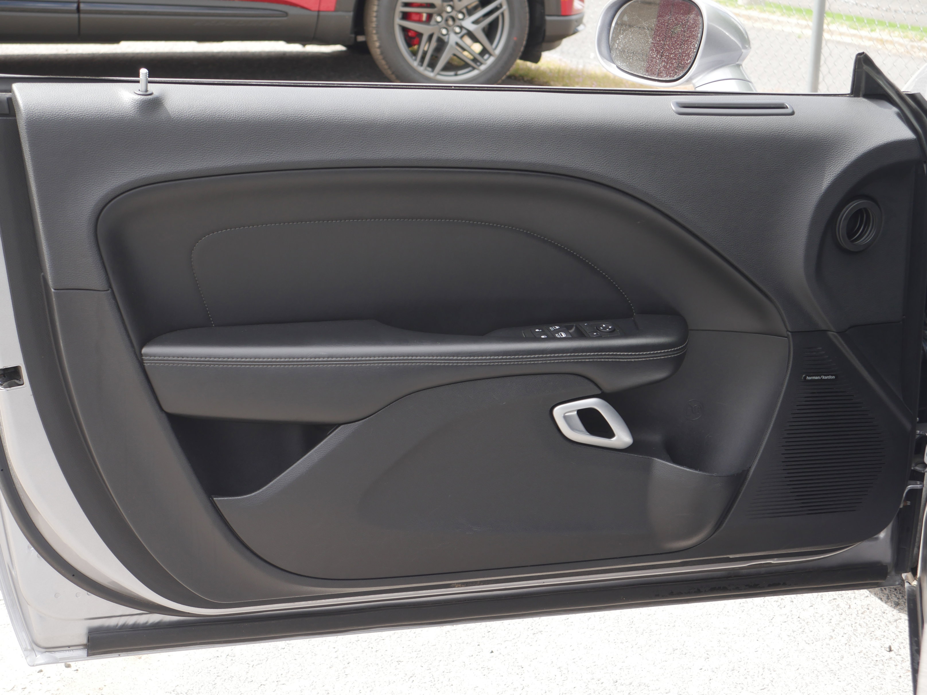 Used 2015 Dodge Challenger R/T w/ Quick Order Package 28D R/T RWD image 32