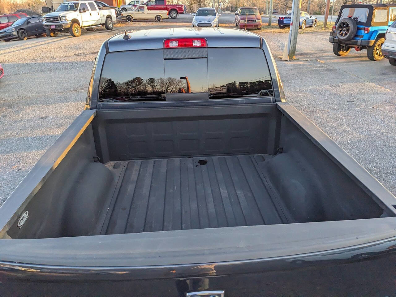 Used 2015 RAM 1500 Laramie w/ Convenience Group image 6