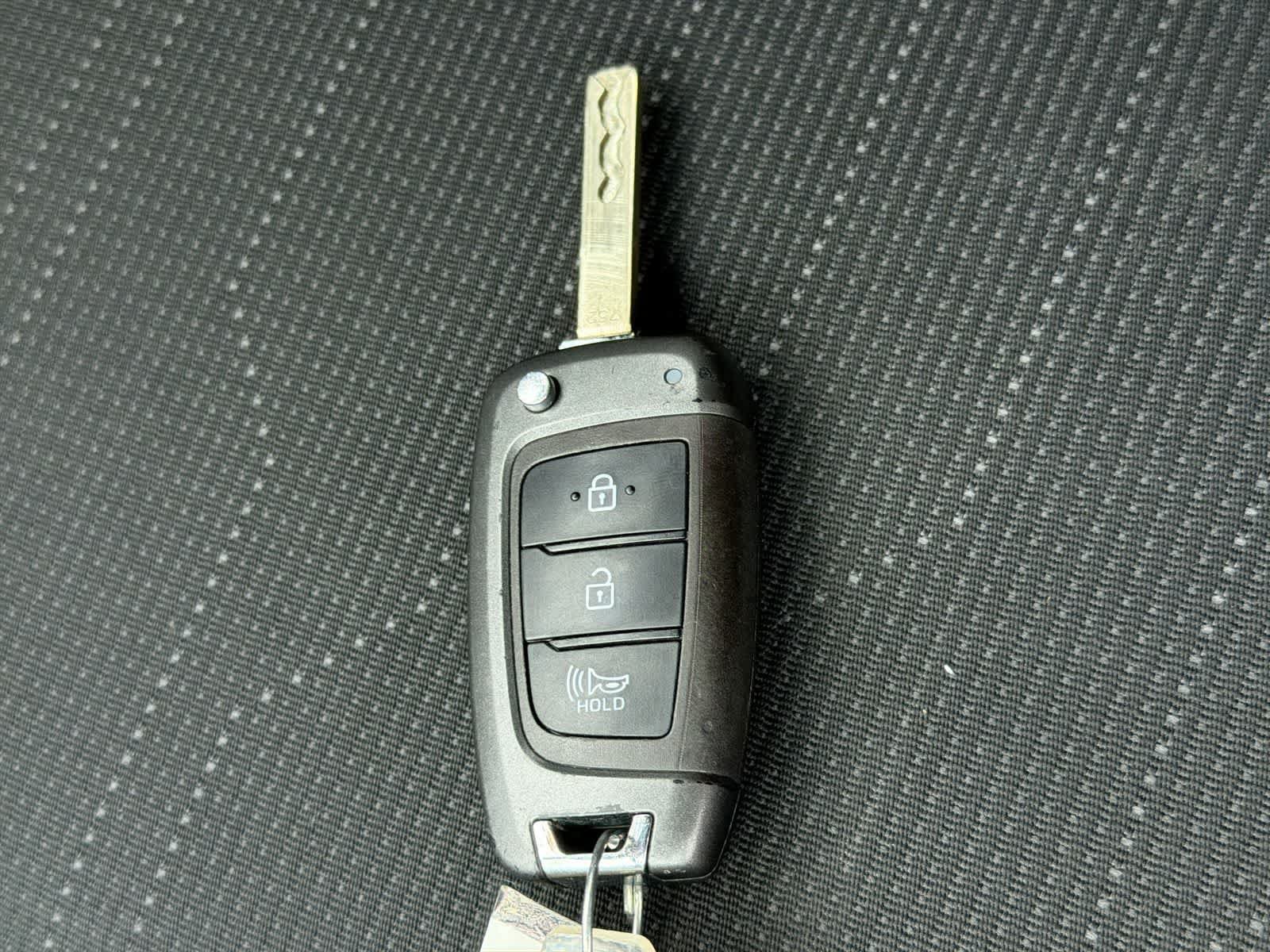 Used 2022 Hyundai Venue SE FWD image 35
