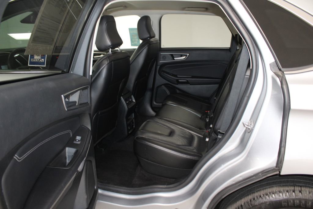 Used 2022 Ford Edge Titanium image 28