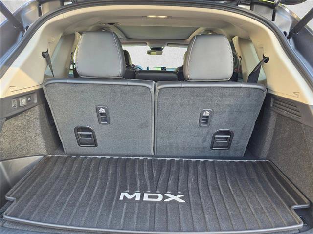 Certified 2026 Acura MDX w/ Technology Package FWD image 4