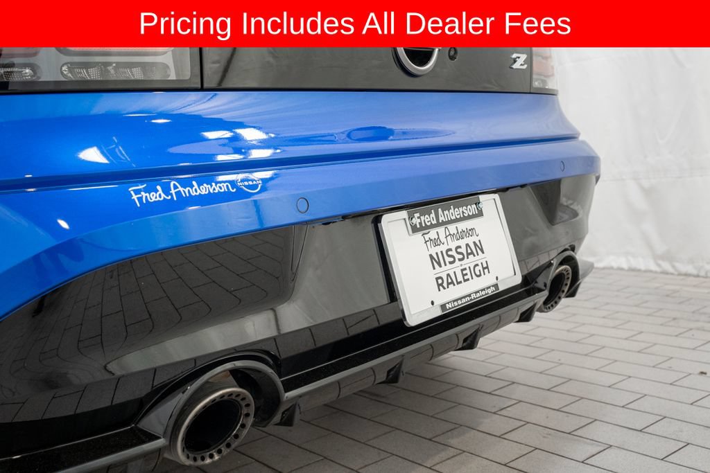 Certified 2025 Nissan Z Performance w/ Floor Mat Package RWD image 11