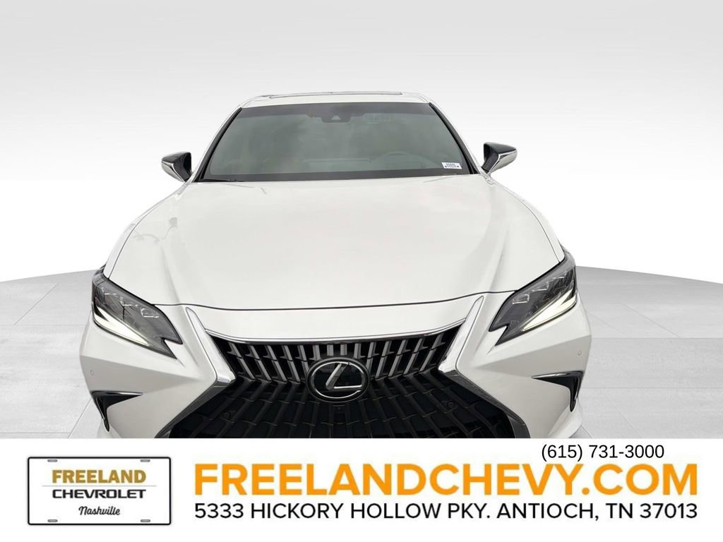 Used 2024 Lexus ES 300h Ultra Luxury image 9