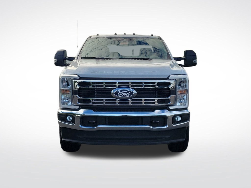 New 2027 Ford F350 XL w/ XL Chrome Package AWD/4WD image 3