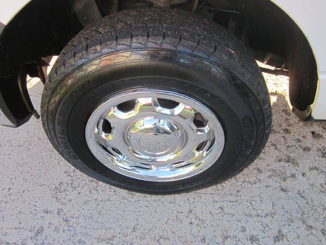 Used 2013 Ford F150 XL w/ Mid Equipment Group AWD/4WD image 9