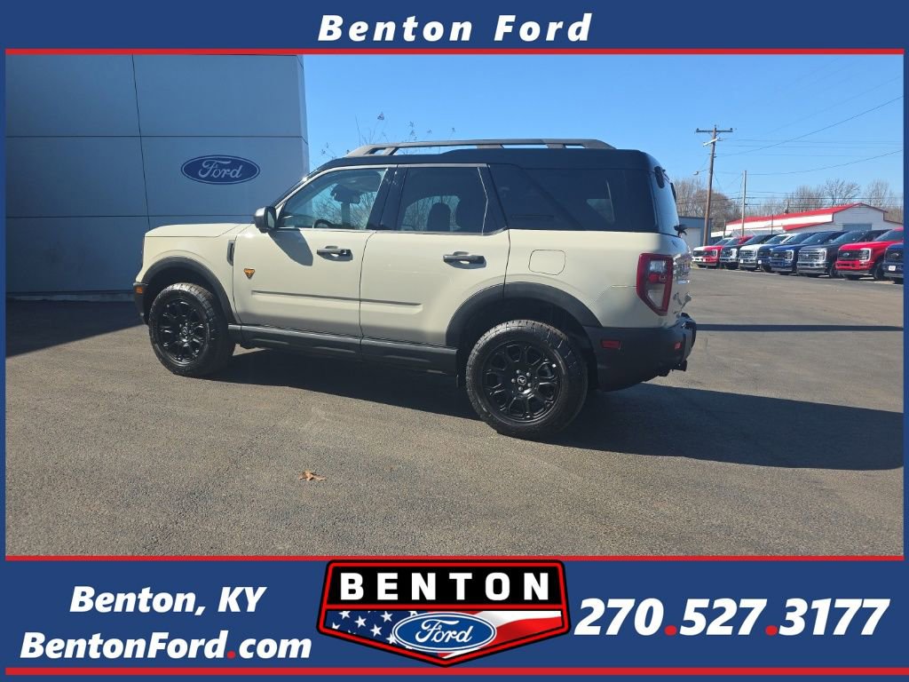 Used 2025 Ford Bronco Sport Badlands image 1