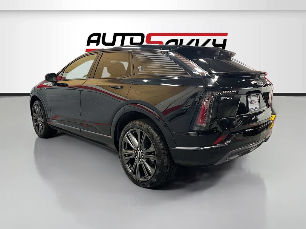 Used 2025 Cadillac Optiq Sport 2 AWD/4WD image 5