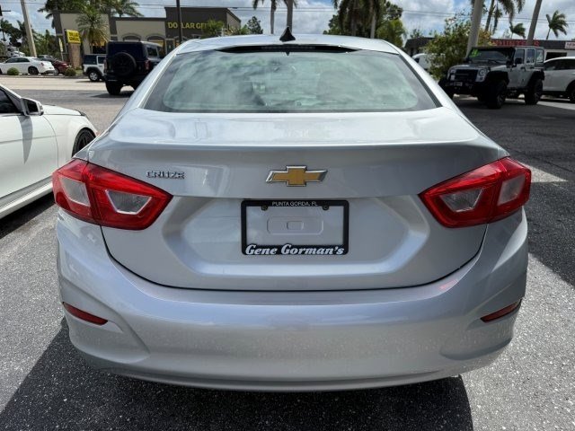 Used 2017 Chevrolet Cruze LS FWD image 4