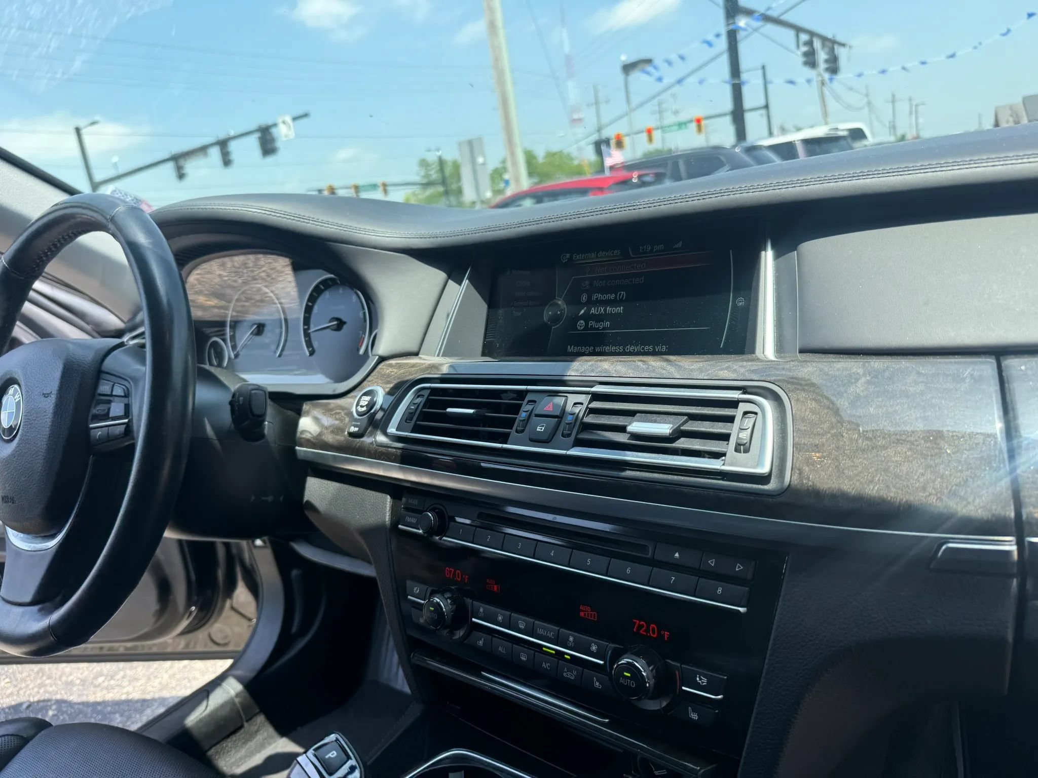 Used 2013 BMW 750Li xDrive AWD/4WD image 25