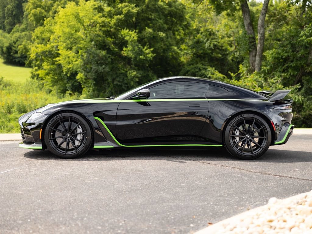Used 2023 Aston Martin V12 Vantage RWD image 3