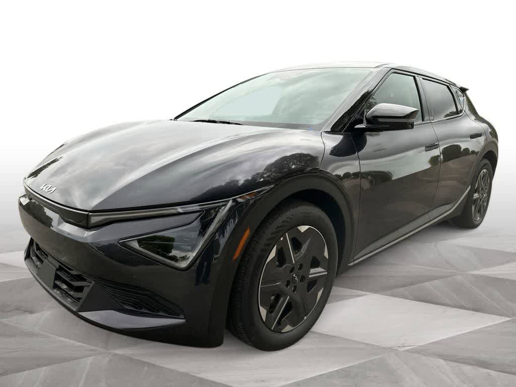 New 2025 Kia EV6 Light AWD/4WD image 4