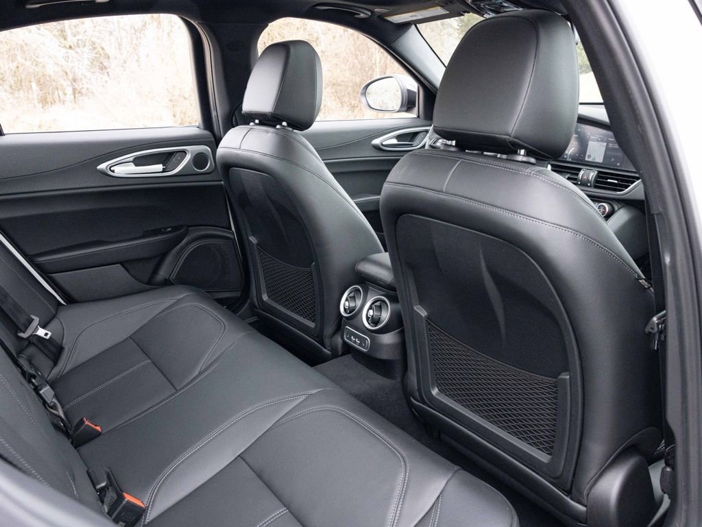 New 2026 Alfa Romeo Giulia AWD w/ Driving Assist Package image 57