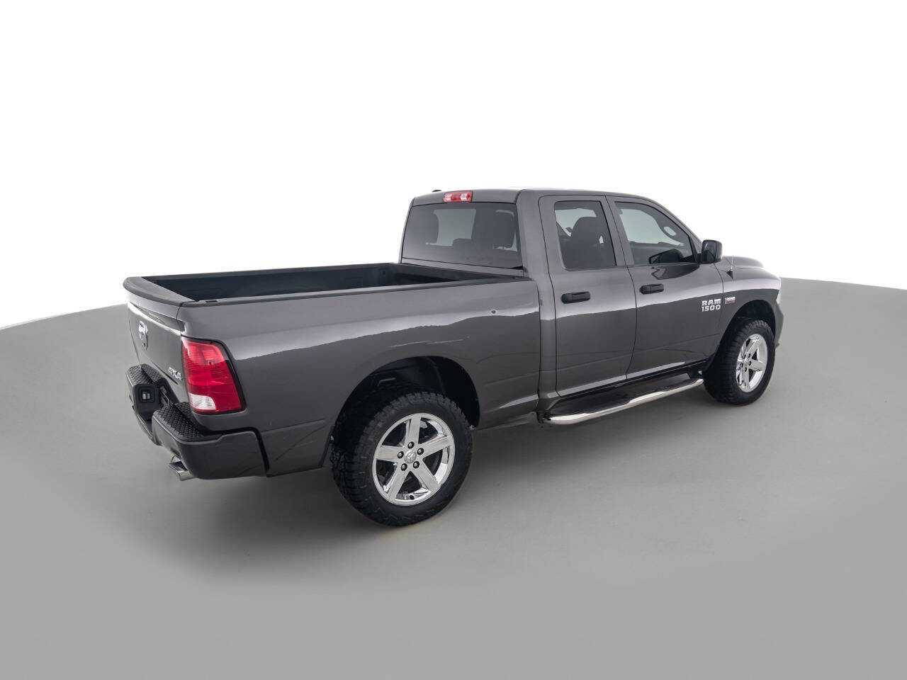 Used 2018 RAM 1500 Express w/ Express Value Package AWD/4WD image 5