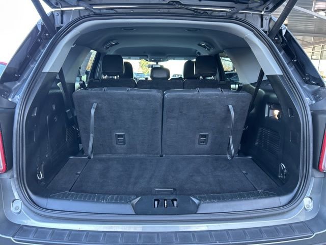 Used 2023 Ford Explorer XLT w/ Equipment Group 202A image 28