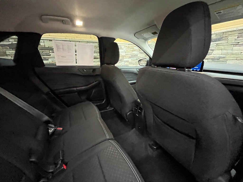Used 2023 Ford Escape Active AWD/4WD image 40
