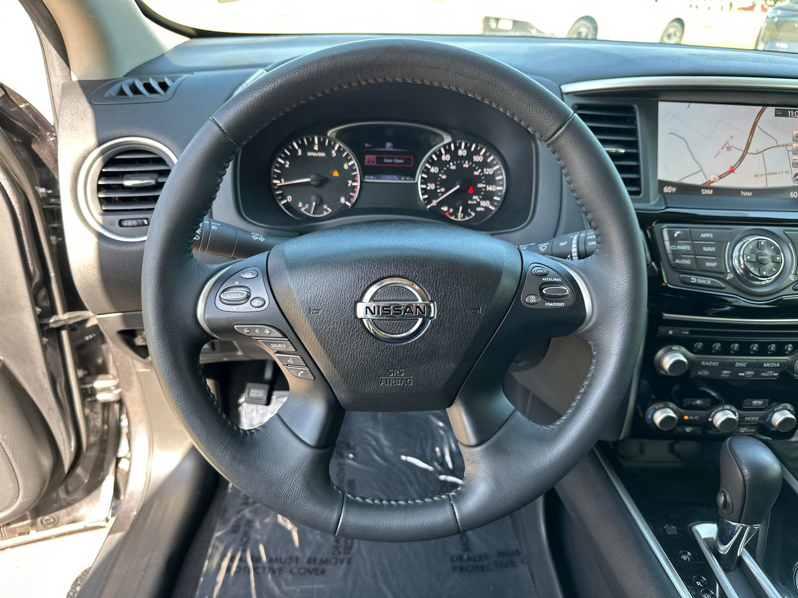 Used 2017 Nissan Pathfinder SV w/ SV Tech Package image 23