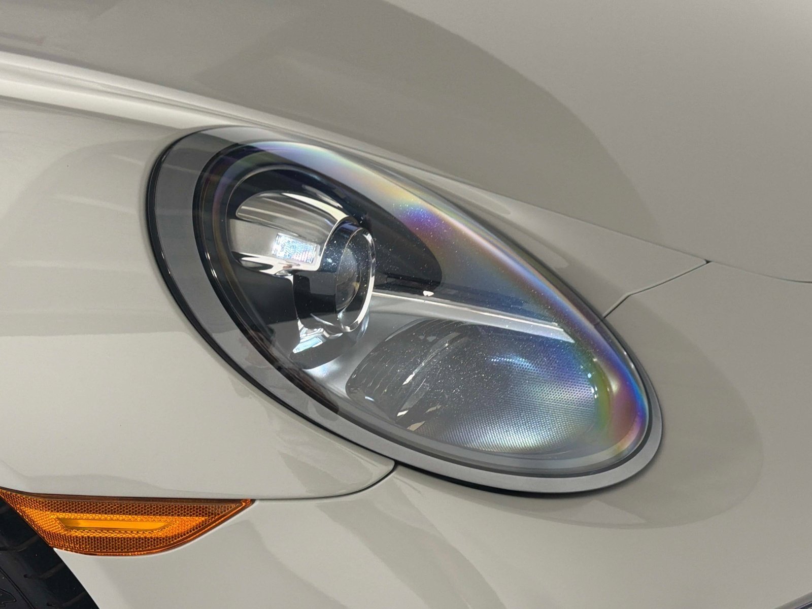 Used 2019 Porsche 911 Targa 4 GTS AWD/4WD image 9