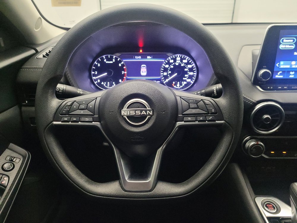 Used 2025 Nissan Sentra SV FWD image 22