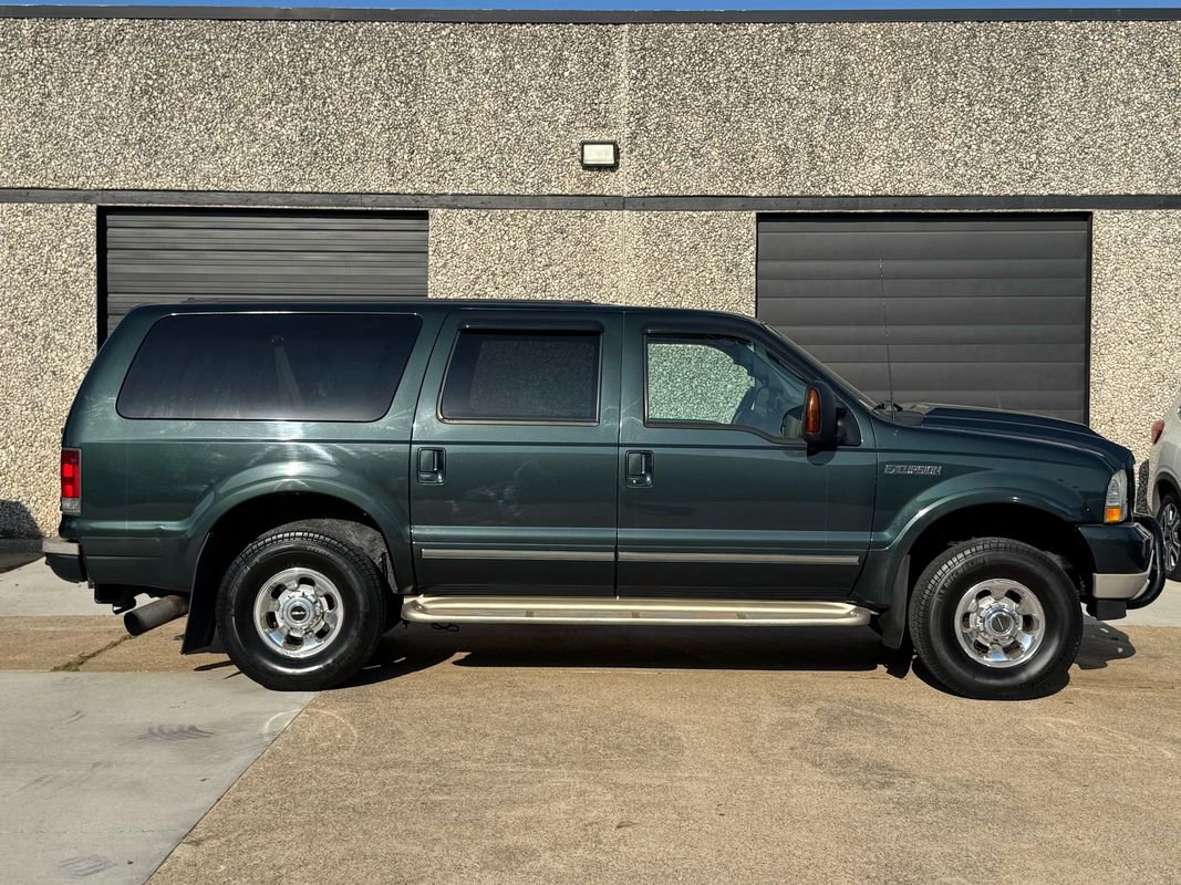 Used 2003 Ford Excursion Limited image 9