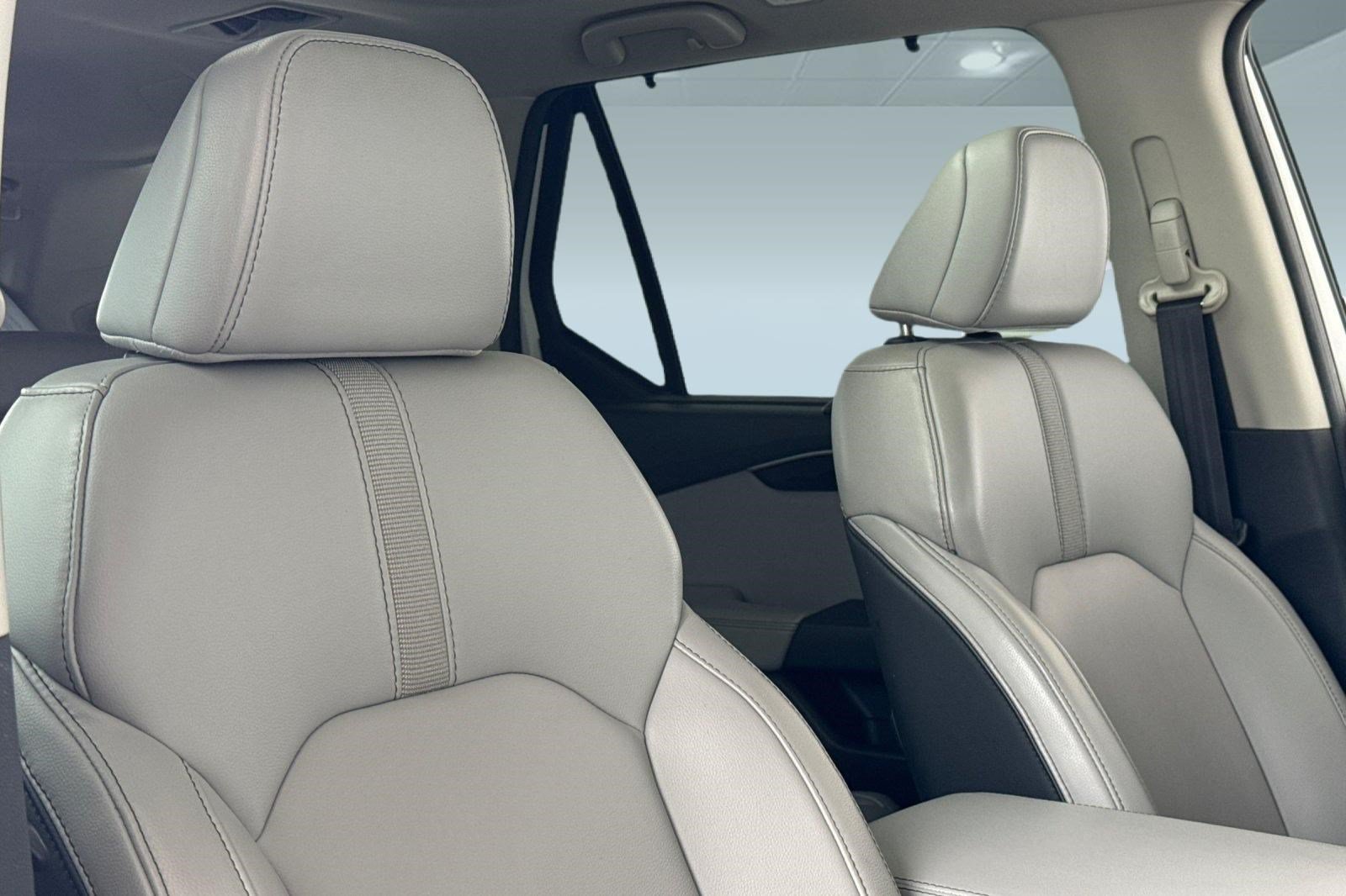 Certified 2023 Honda Pilot Touring image 34