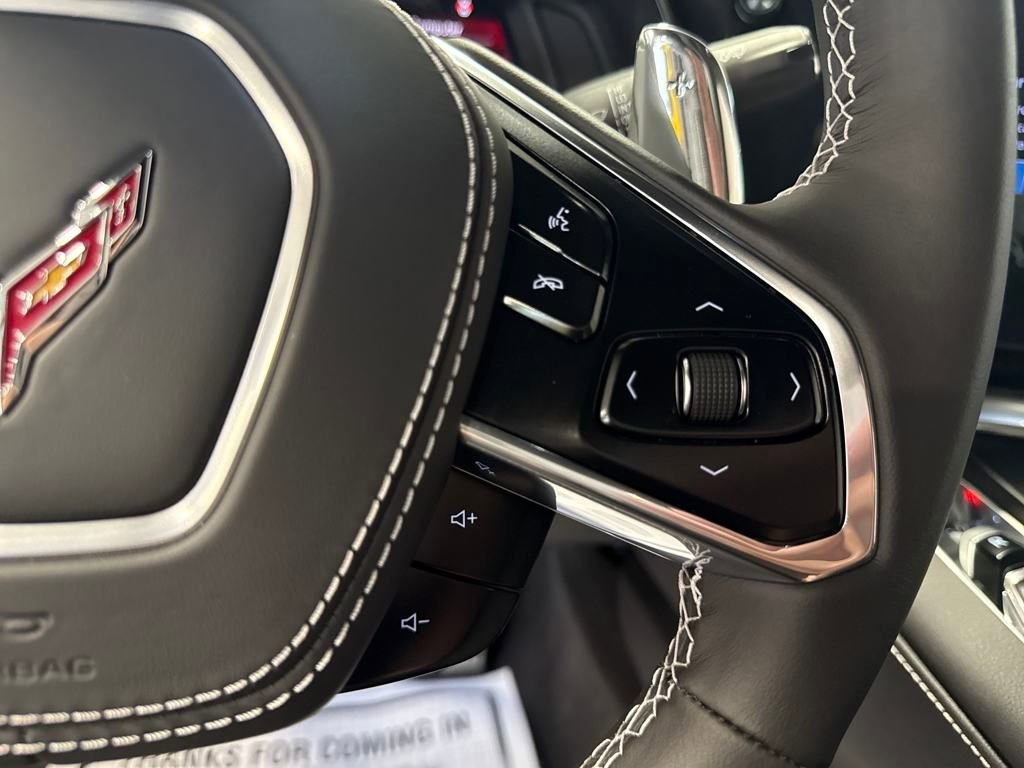 New 2025 Chevrolet Corvette E-Ray image 5