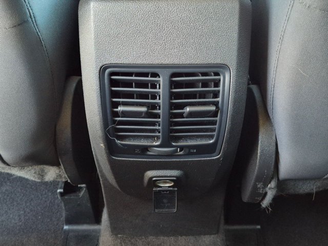 Used 2019 Ford Escape SE FWD image 16