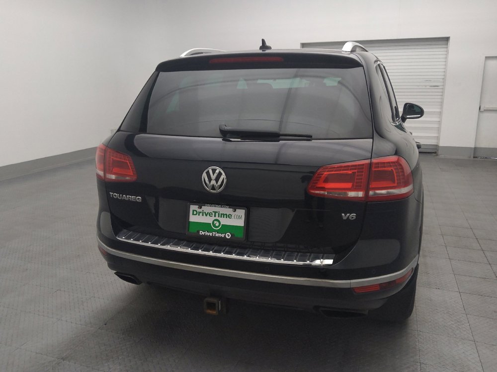 Used 2016 Volkswagen Touareg Sport image 7