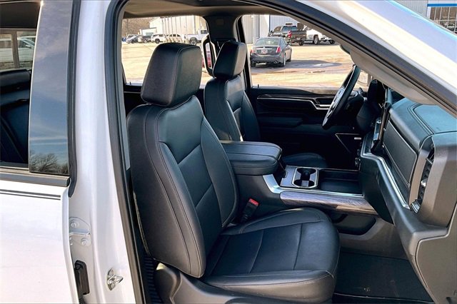 Used 2024 Chevrolet Silverado 2500 LTZ w/ LTZ Plus Package image 30