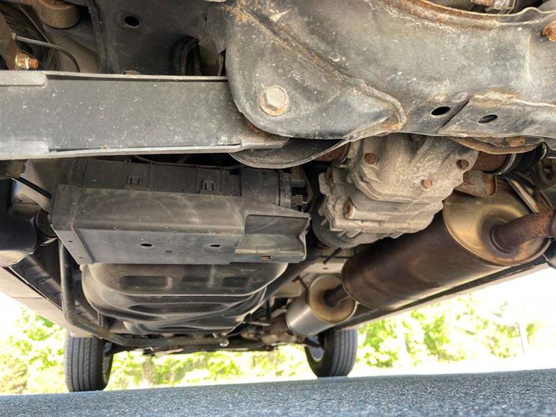Used 2004 Honda Element EX image 26