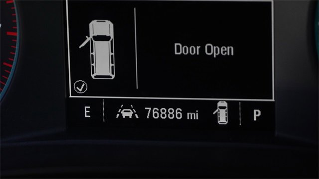 Used 2023 Chevrolet Traverse LT image 35