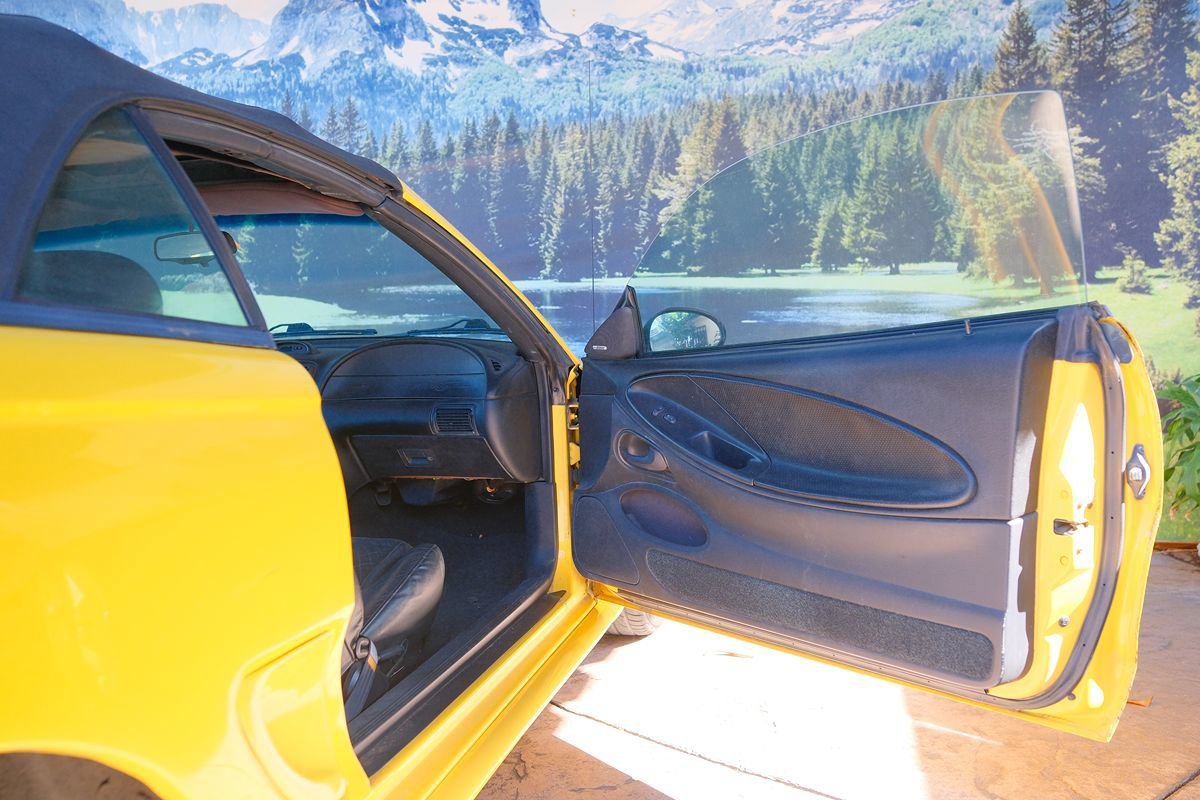 Used 1995 Ford Mustang GT RWD image 24