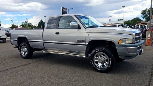 Used 1997 Dodge Ram 2500 Truck 4x4 Club Cab image 2