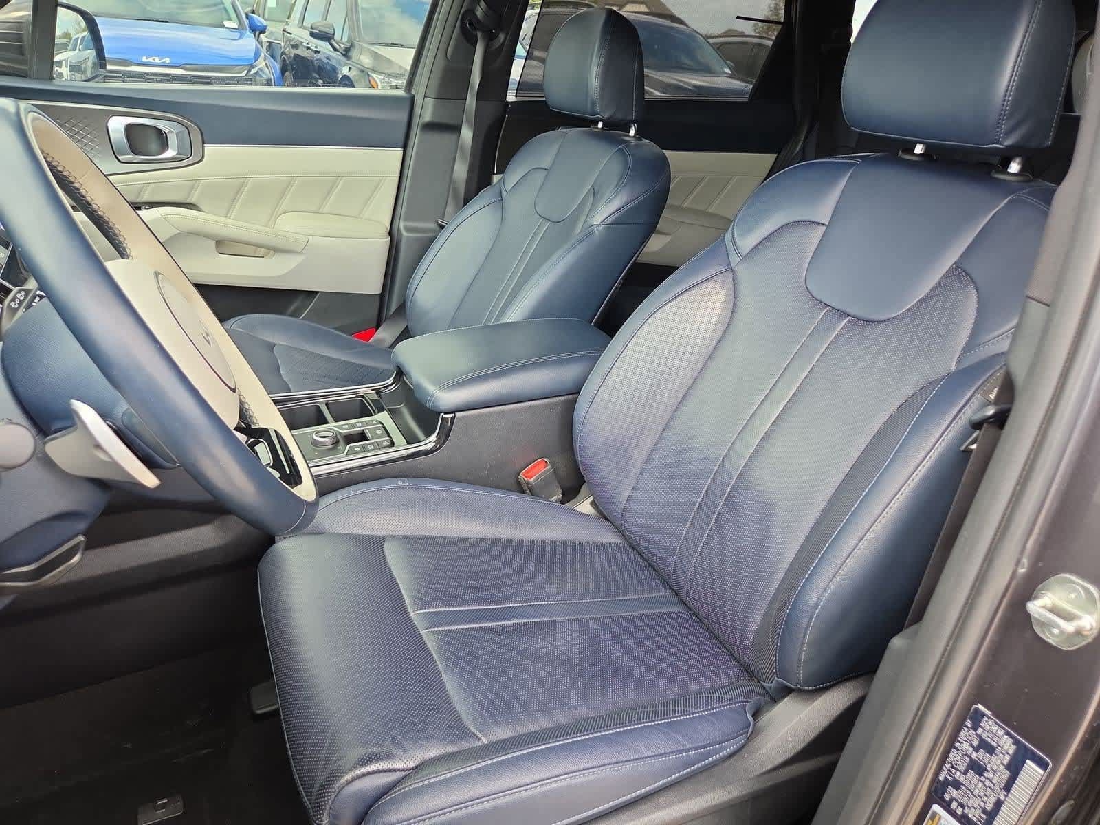 Certified 2023 Kia Sorento SX Prestige AWD/4WD image 15