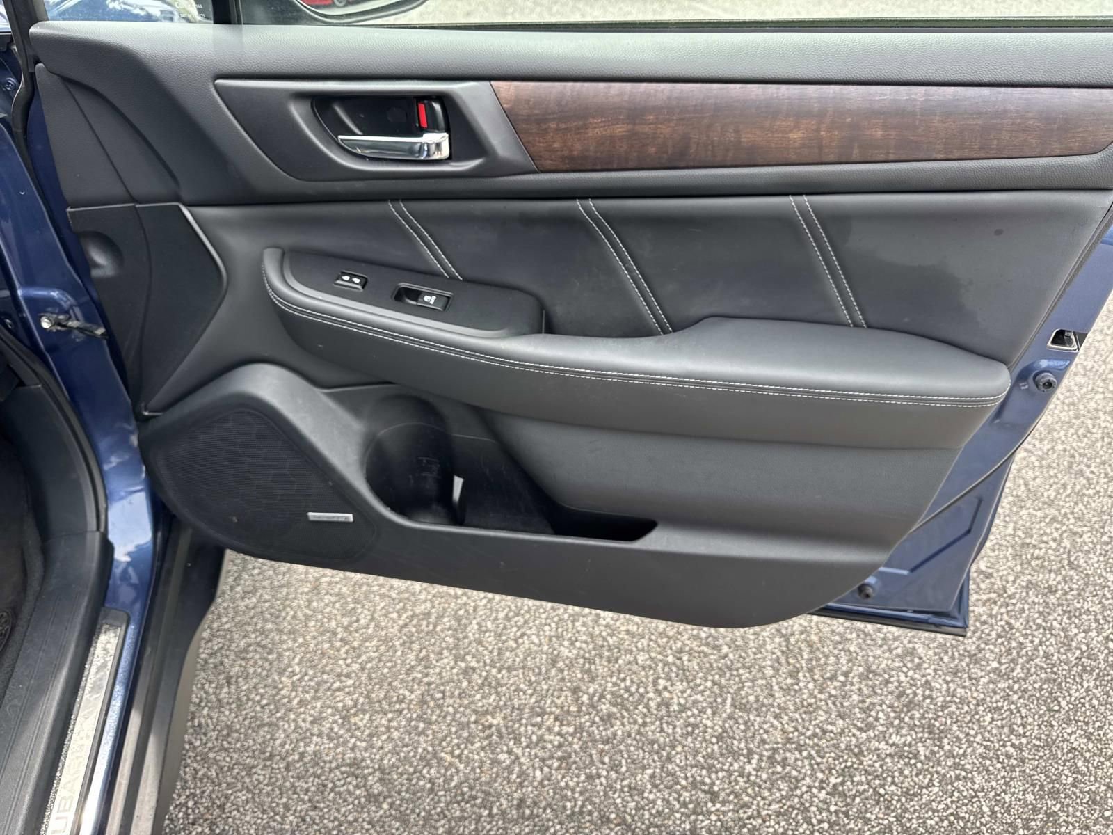 Used 2019 Subaru Outback 2.5i Limited AWD/4WD image 14