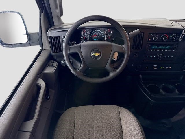 Used 2021 Chevrolet Express 2500 RWD image 15