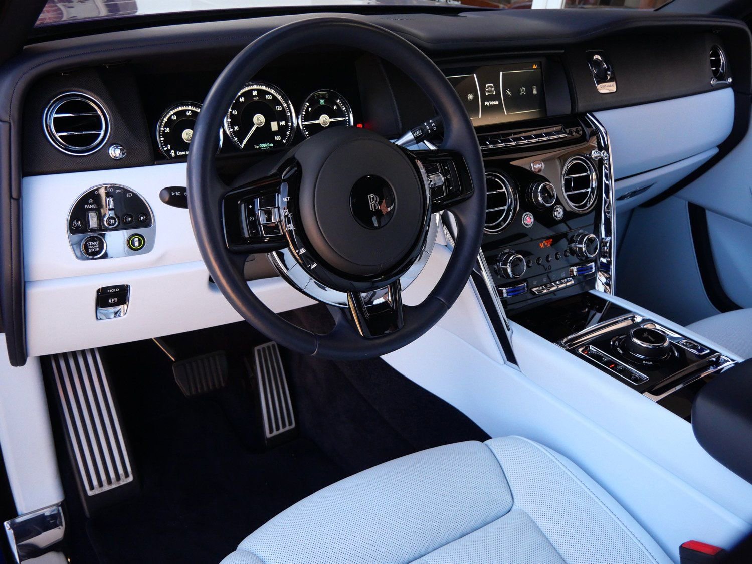 Certified 2023 Rolls-Royce Cullinan image 29