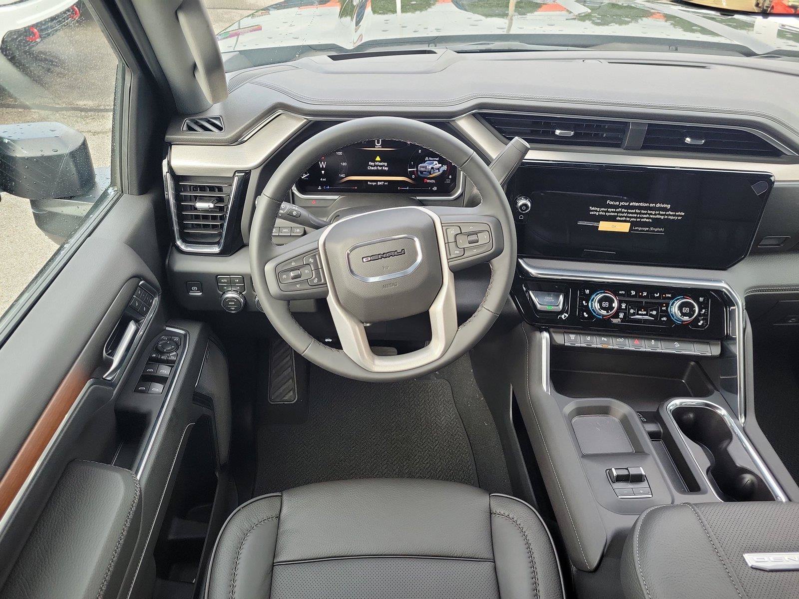 New 2026 GMC Sierra 2500 Denali w/ Denali Reserve Package AWD/4WD image 9
