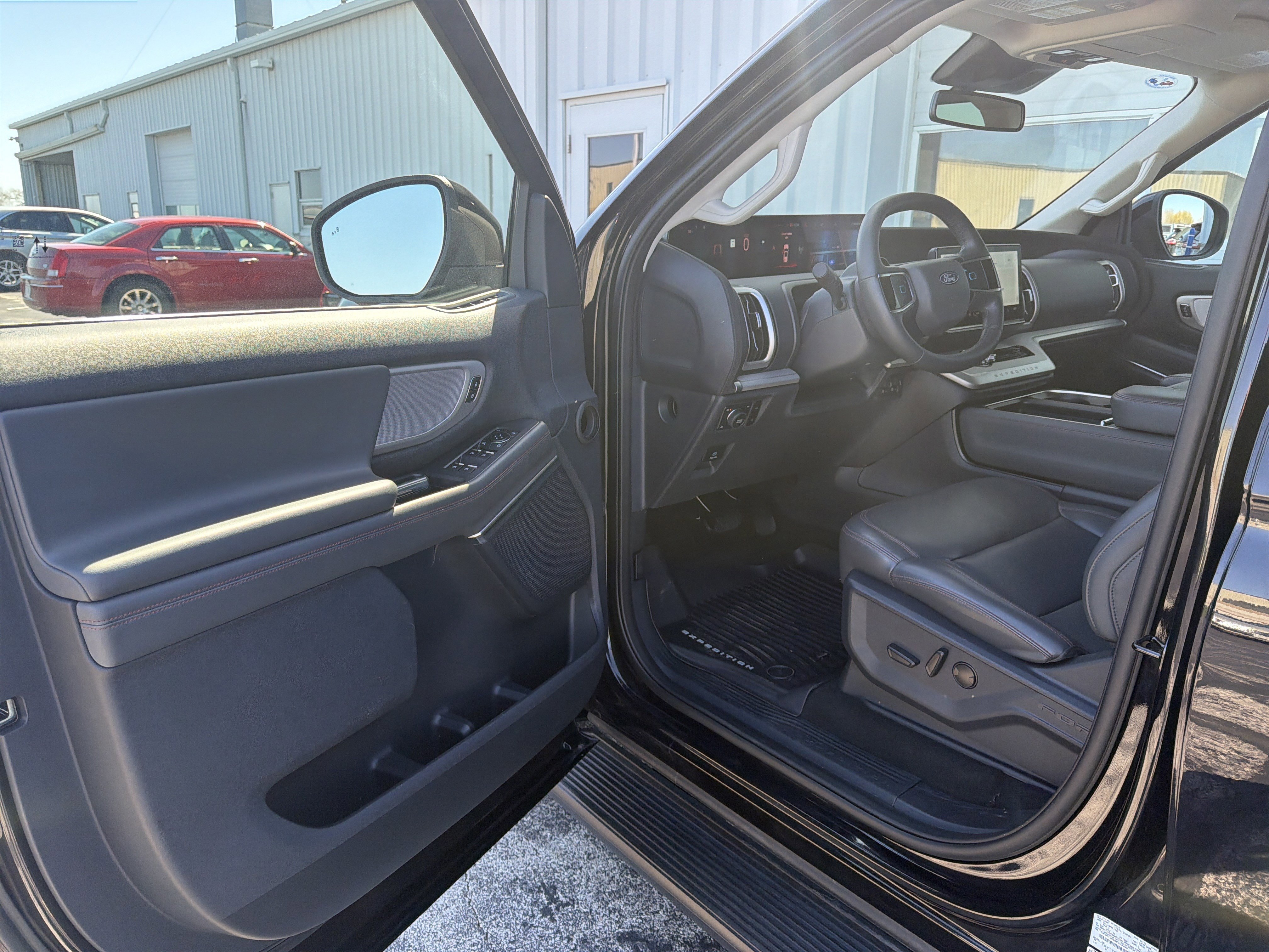 Certified 2025 Ford Expedition Max Active AWD/4WD image 26