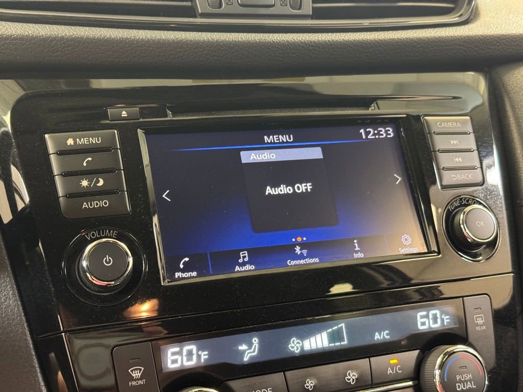 Used 2020 Nissan Rogue SV image 38