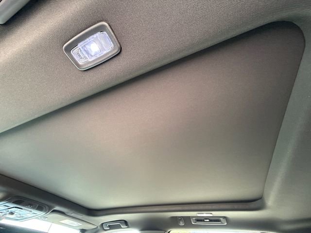 Used 2026 GMC Yukon Denali Ultimate image 14