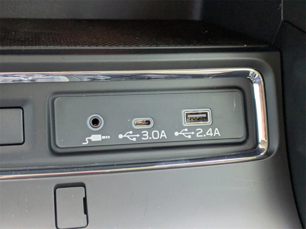 Certified 2025 Subaru Ascent Premium w/ Premium Package image 20