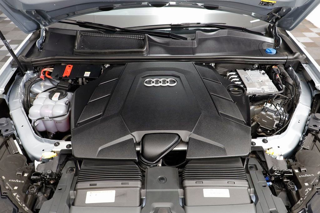 Used 2023 Audi Q7 3.0T Prestige image 25