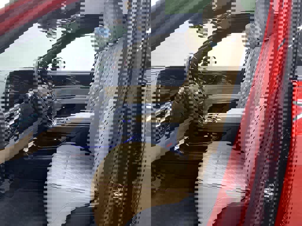 Certified 2024 Cadillac Lyriq Luxury w/ Nappa Leather Package image 14