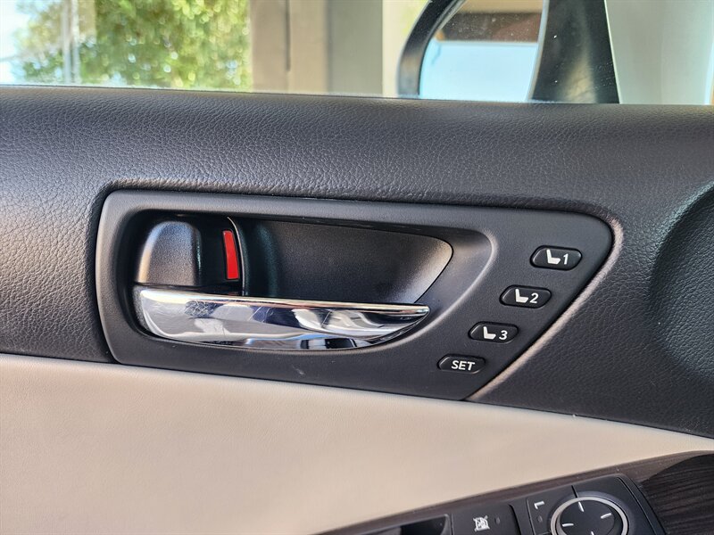 Used 2014 Lexus IS 250 AWD w/ Luxury Package w/Gray Wood image 20