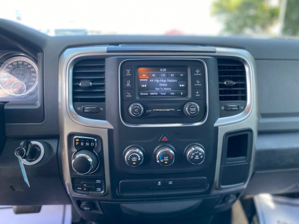 Used 2018 RAM 1500 Classic SLT AWD/4WD image 25