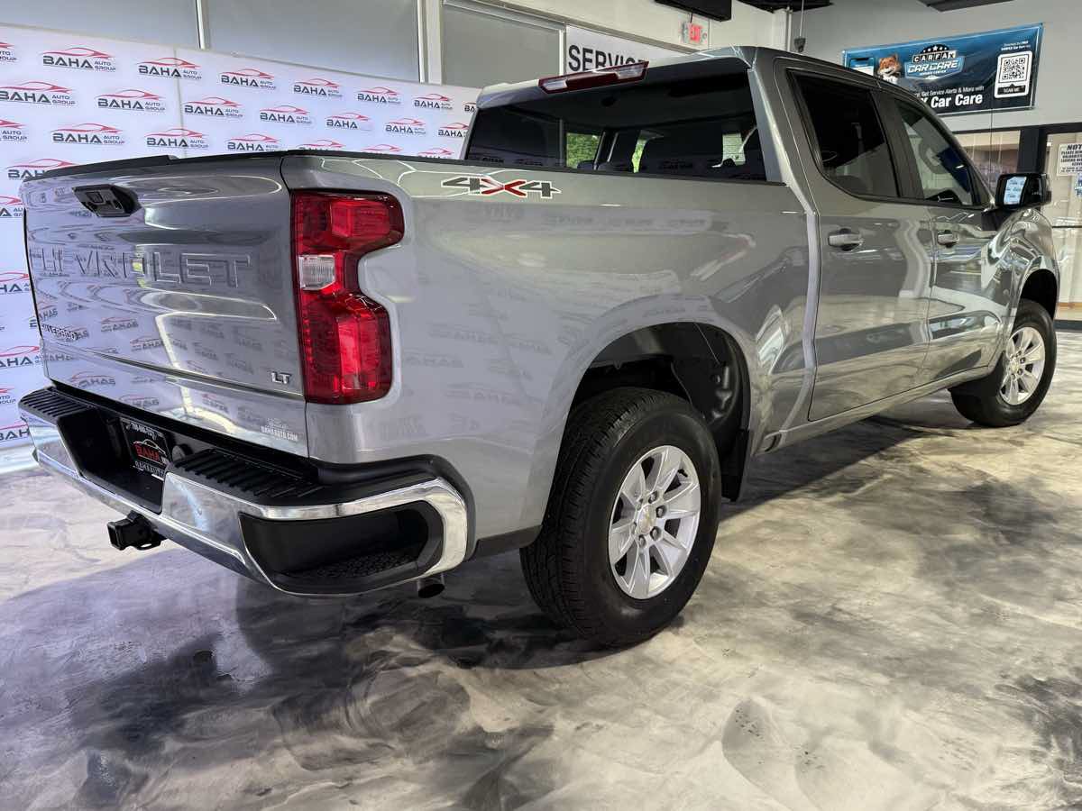 Used 2025 Chevrolet Silverado 1500 LT AWD/4WD image 12