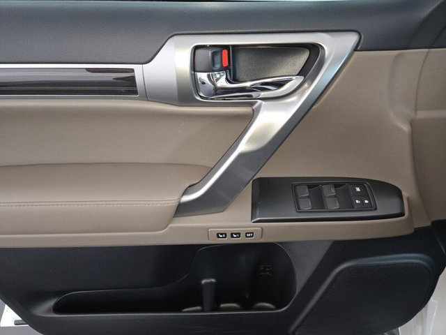 Certified 2023 Lexus GX 460 Premium w/ Accessory Package AWD/4WD image 15