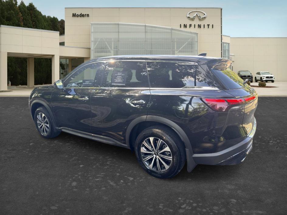 Certified 2025 INFINITI QX60 Pure w/ Cargo Package FWD image 6