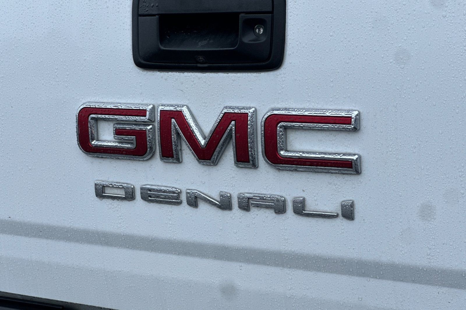 Used 2021 GMC Canyon Denali image 6